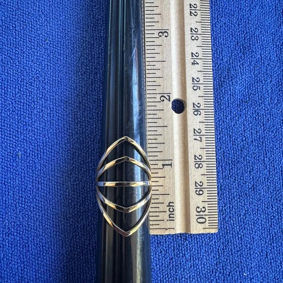 14k Gold Geometric Ring - Picture 9 of 10